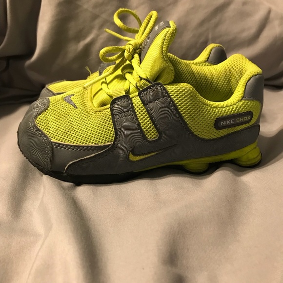 toddler nike shox